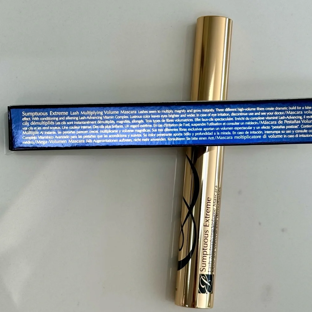 New - Estee Lauder Sumptuous Extreme Mascara - Full Size